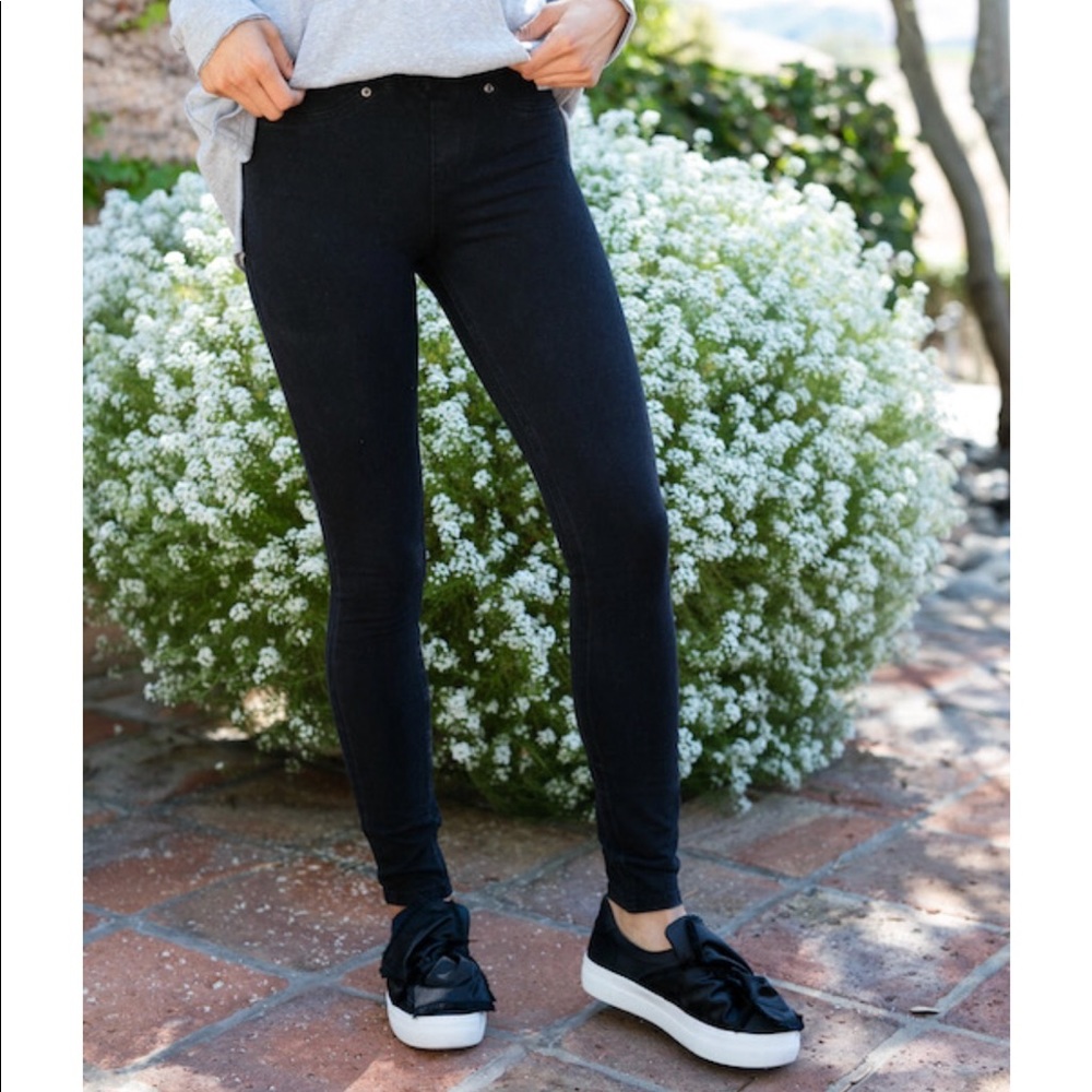 Evys Tree Black Skinny Jeans